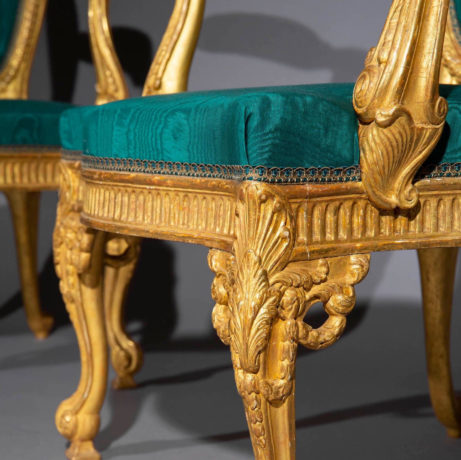 SEATING