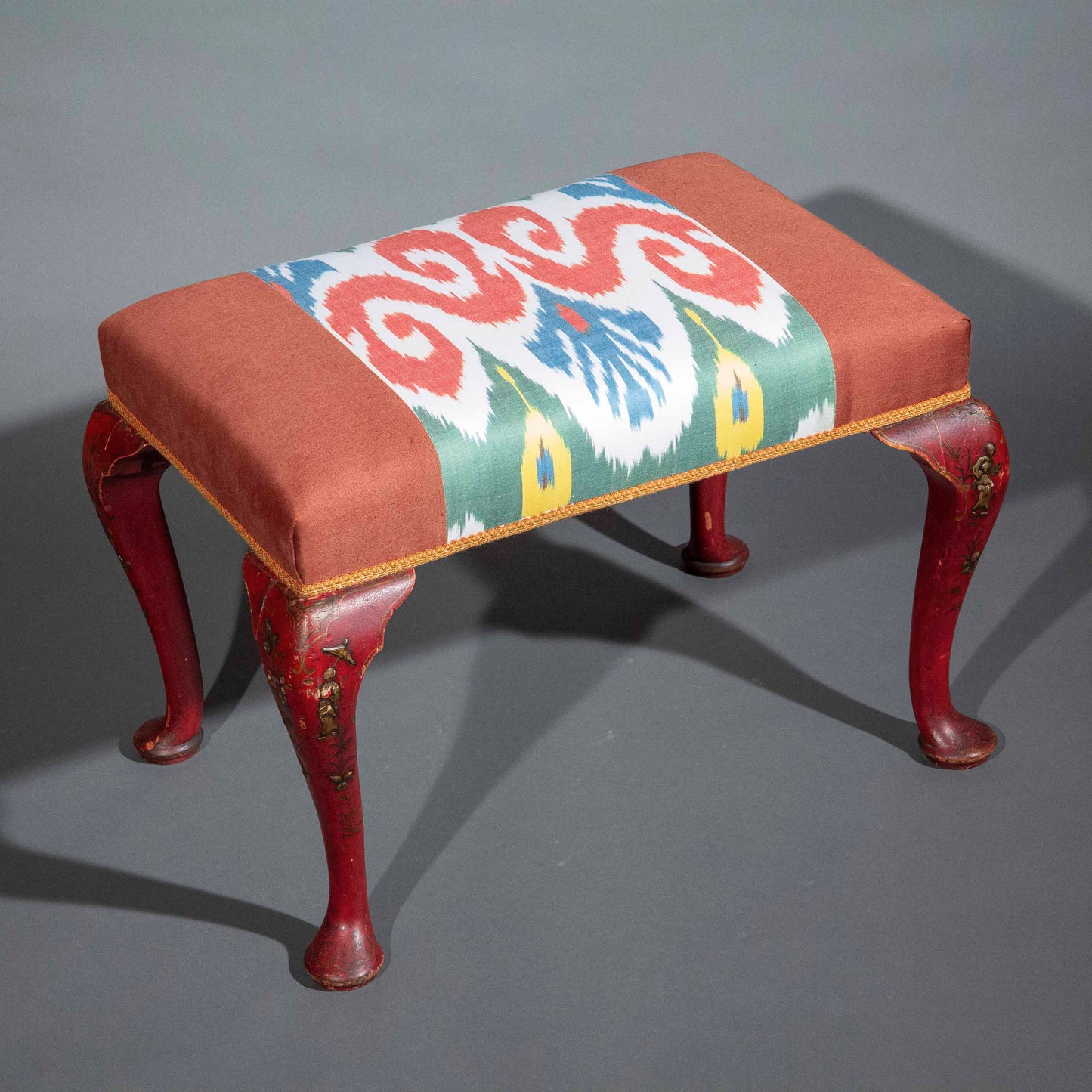 Early 20th Century Queen Anne Style Scarlet Japanned Stool