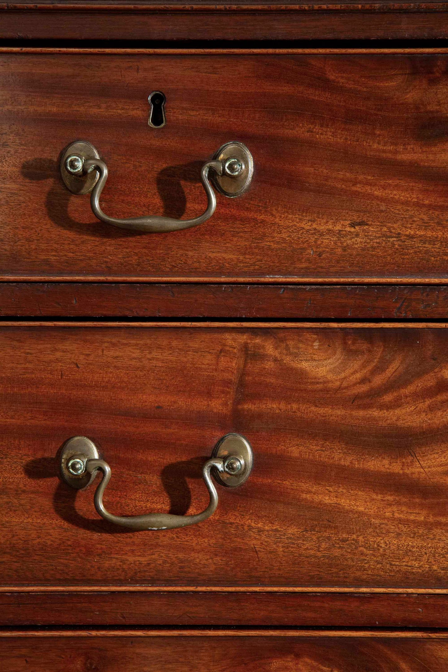 Fine Georgian Chippendale Chest on Chest