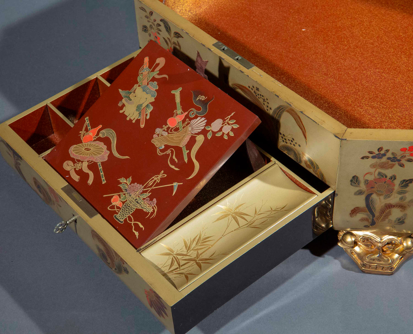 Superb 19th Century Chinese Foochow Lacquer Box