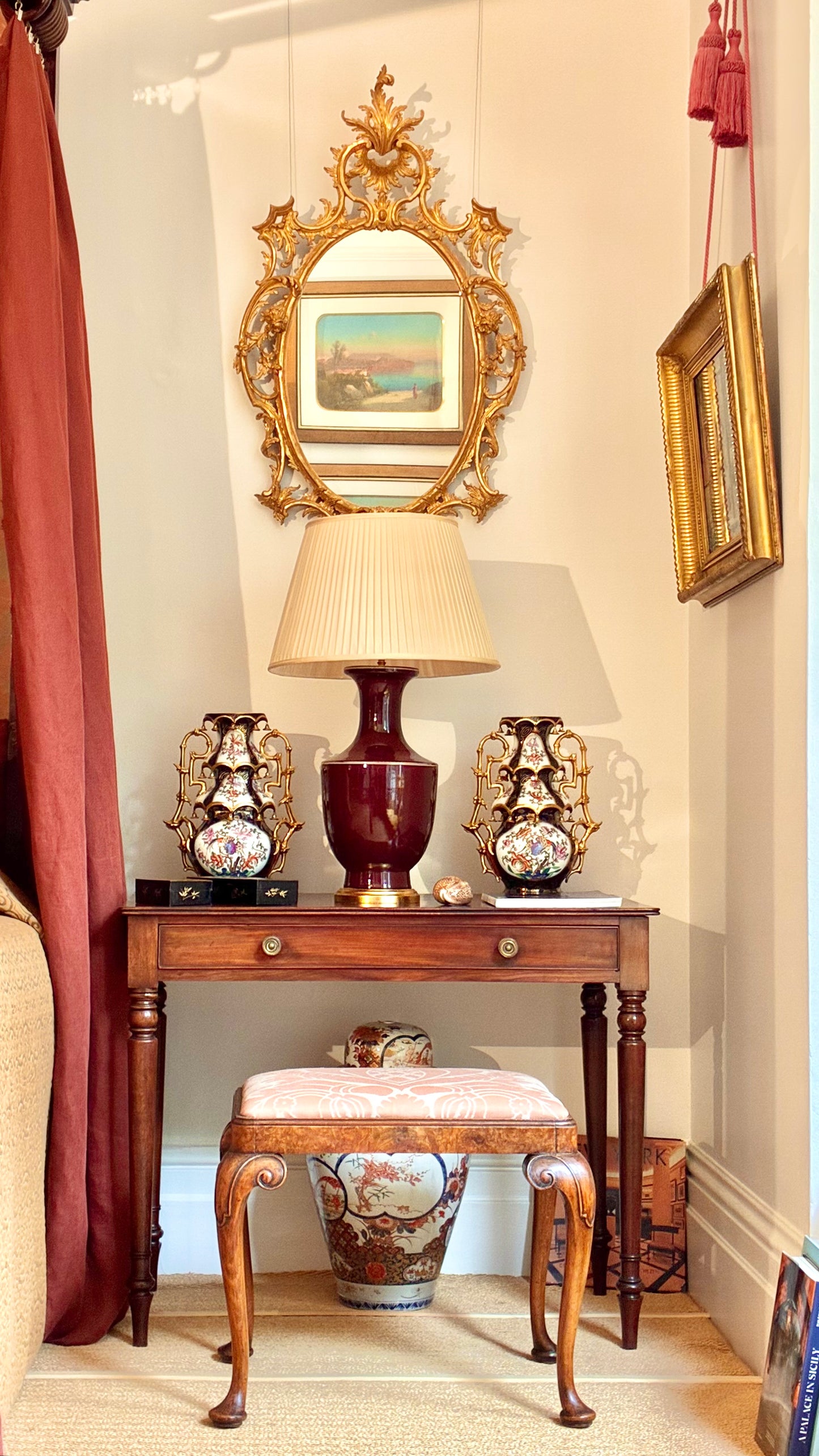 Early 20th Century Queen Anne Style Burr Walnut Stool