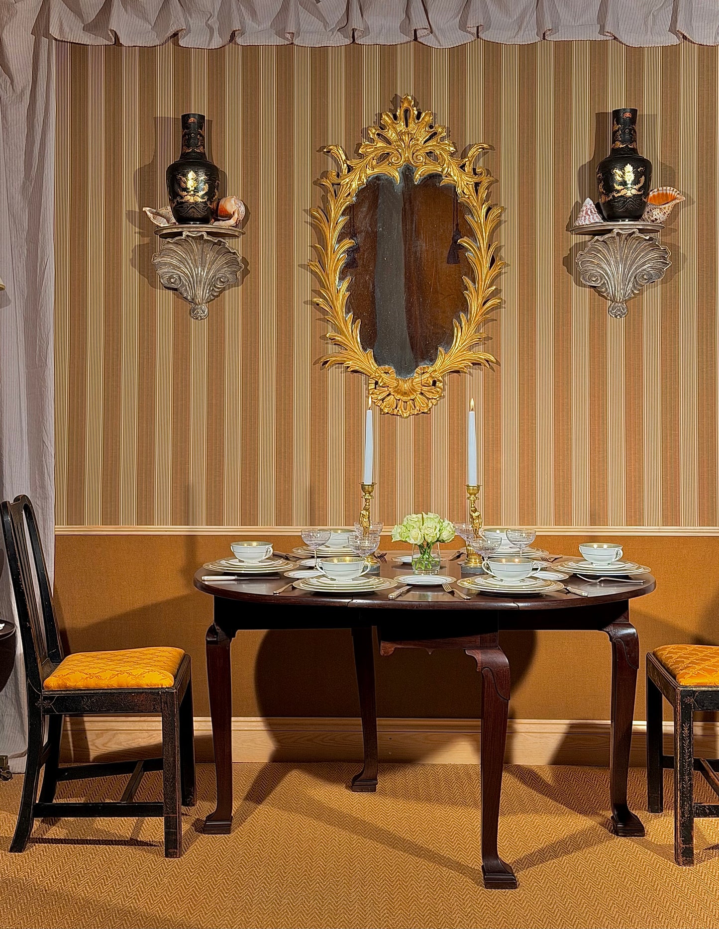 antique 18th century georgian dining table