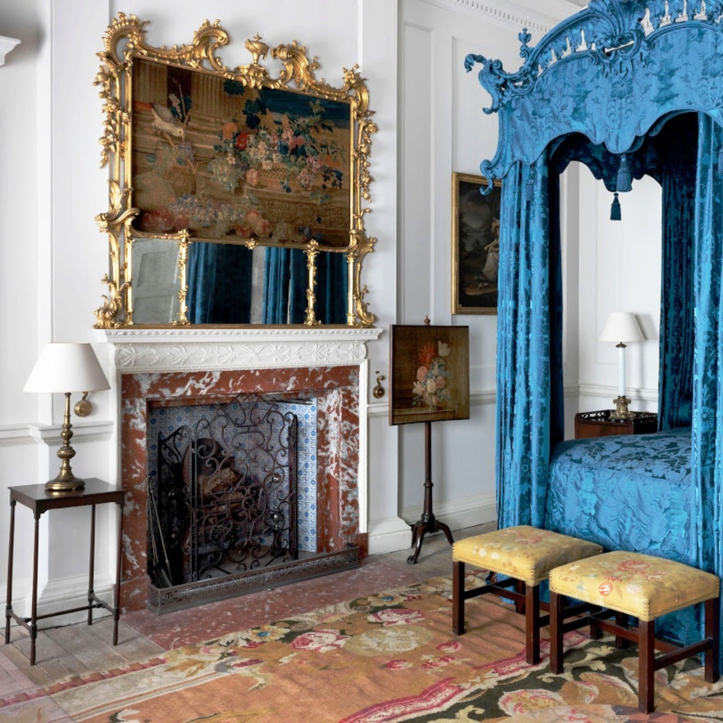 George III Chippendale Spider Leg Table