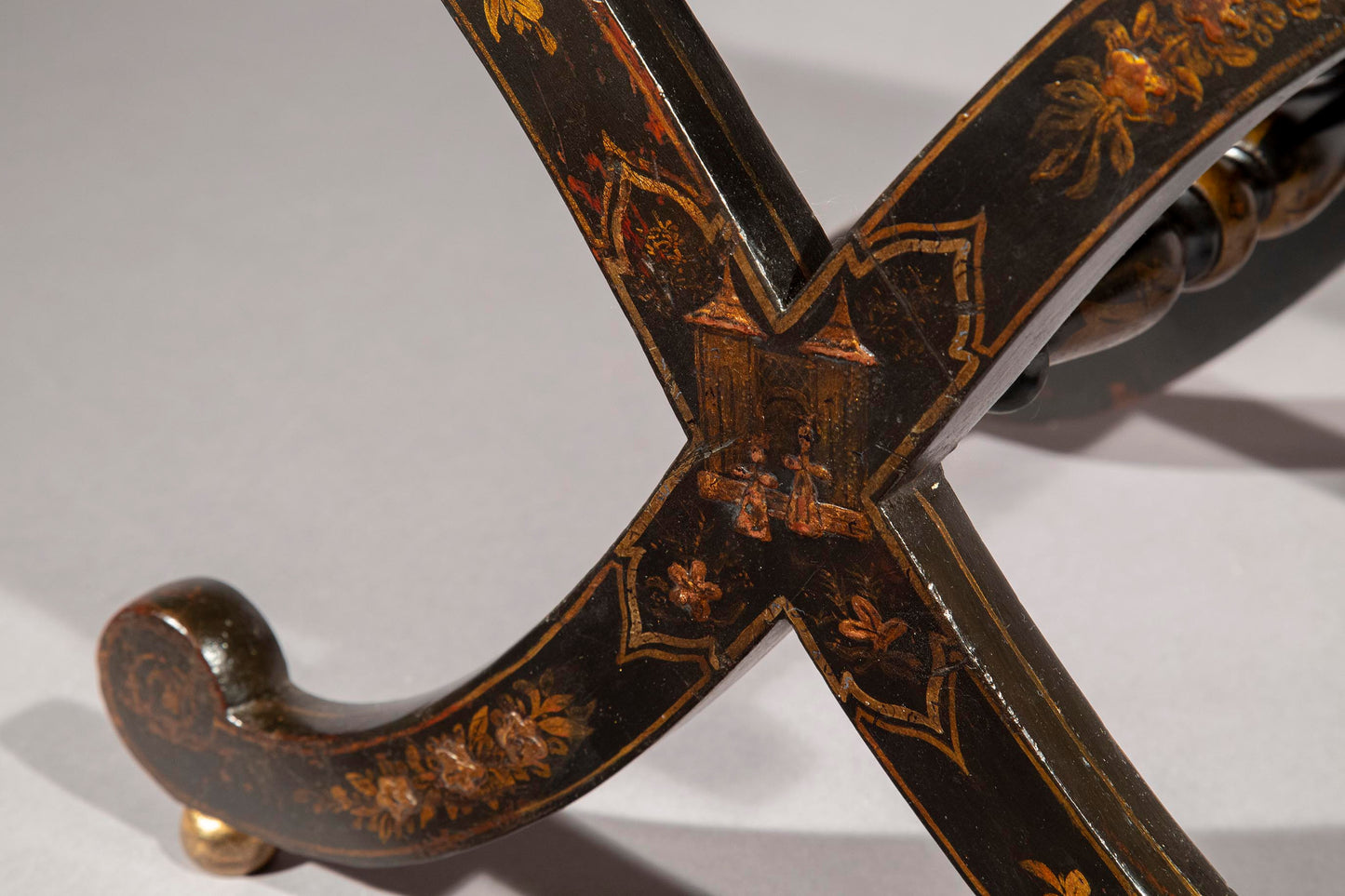 Regency Chinoiserie X-Frame Stool