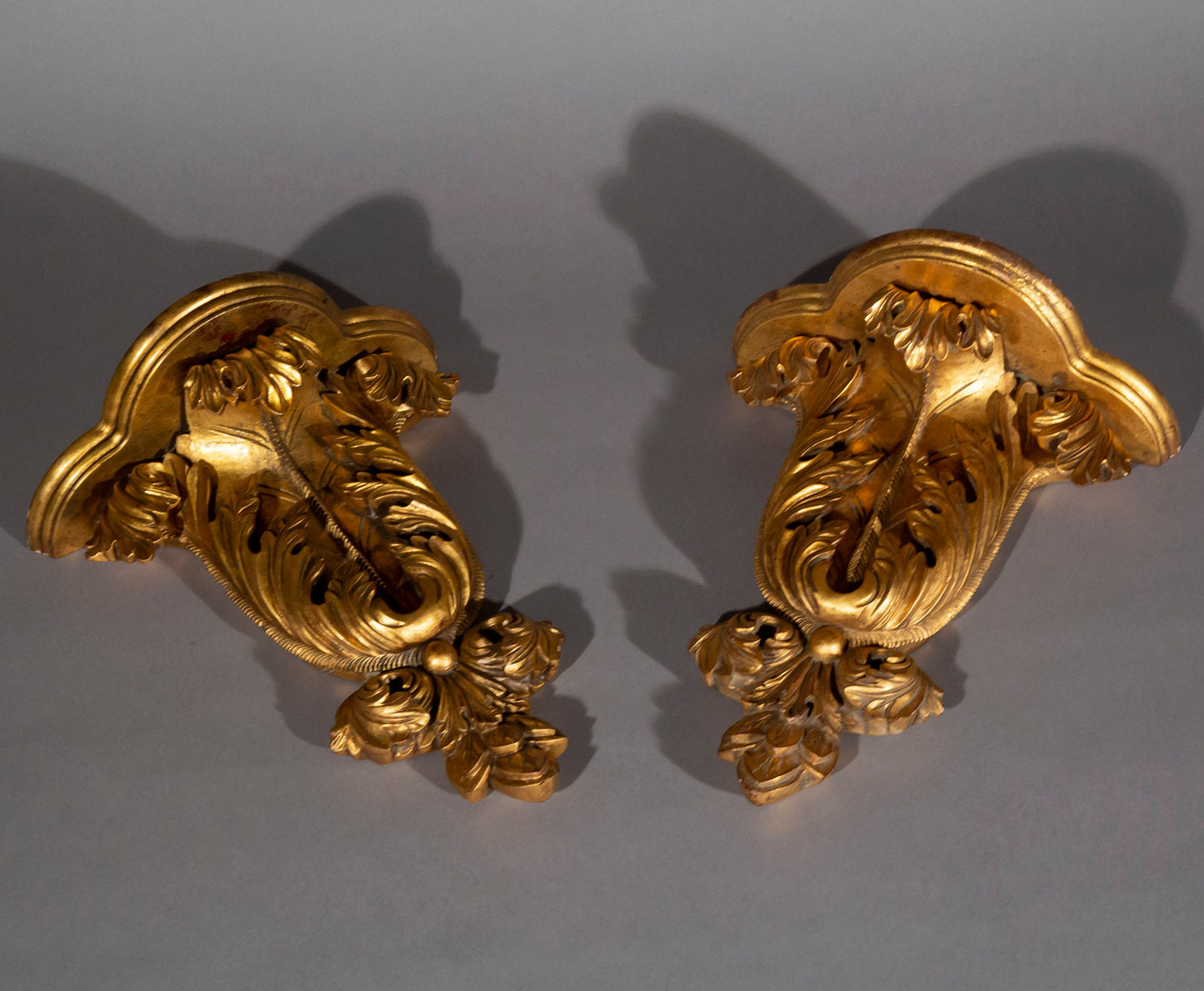 Large Pair of Giltwood Acanthus Wall Brackets