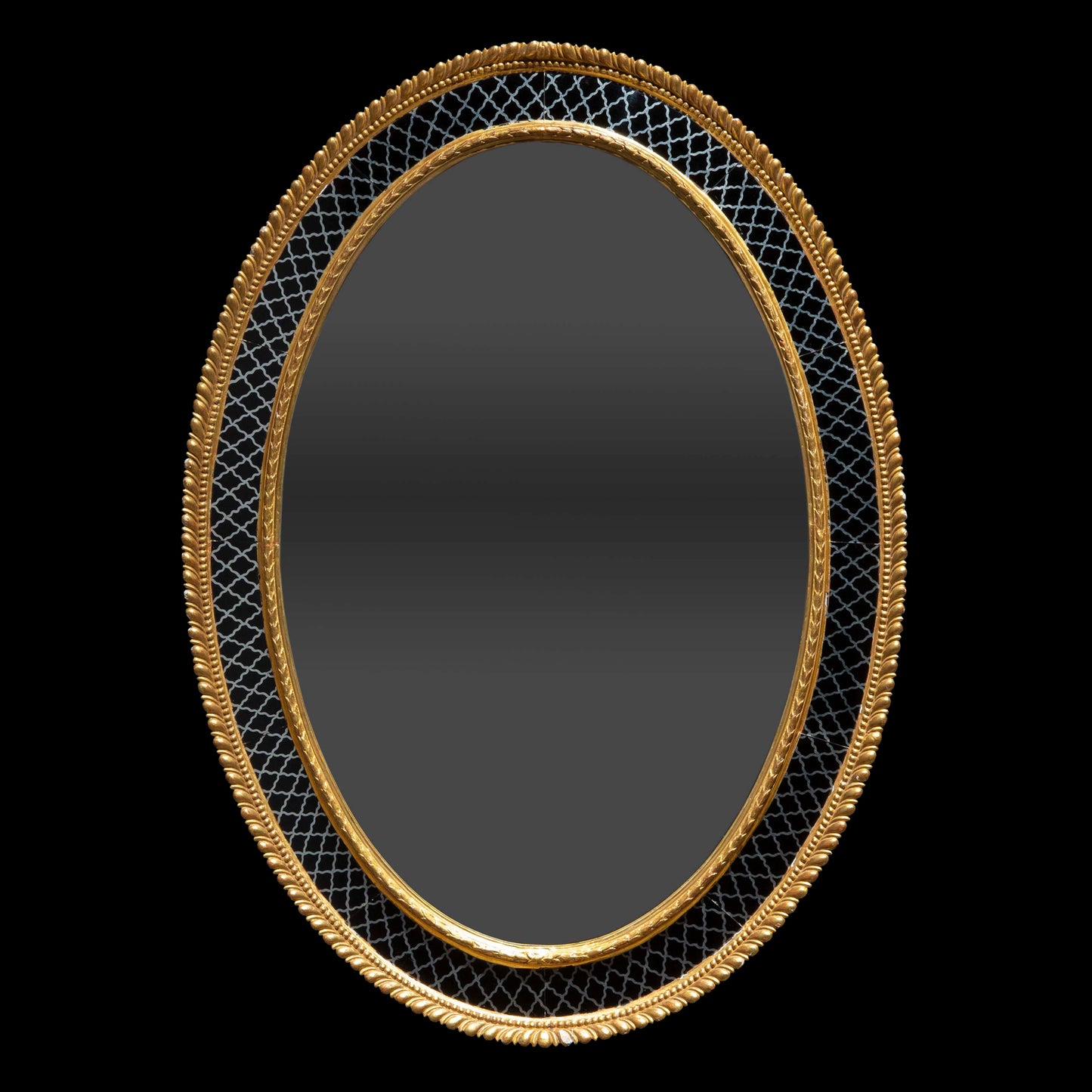 Fine George III Oval Wall Mirror with Églomisé Border