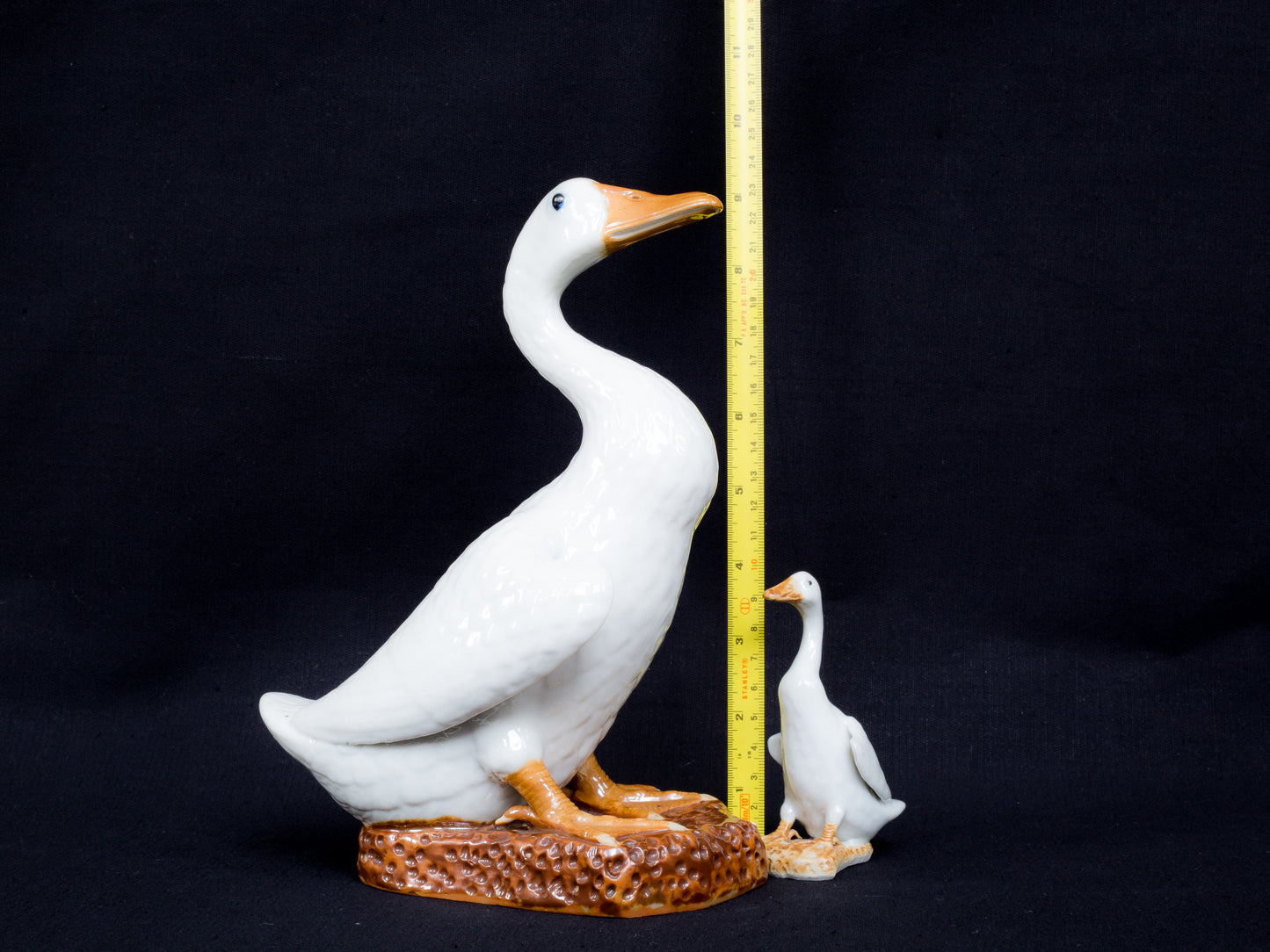 Chinese Export Porcelain Peking Ducks Figurines