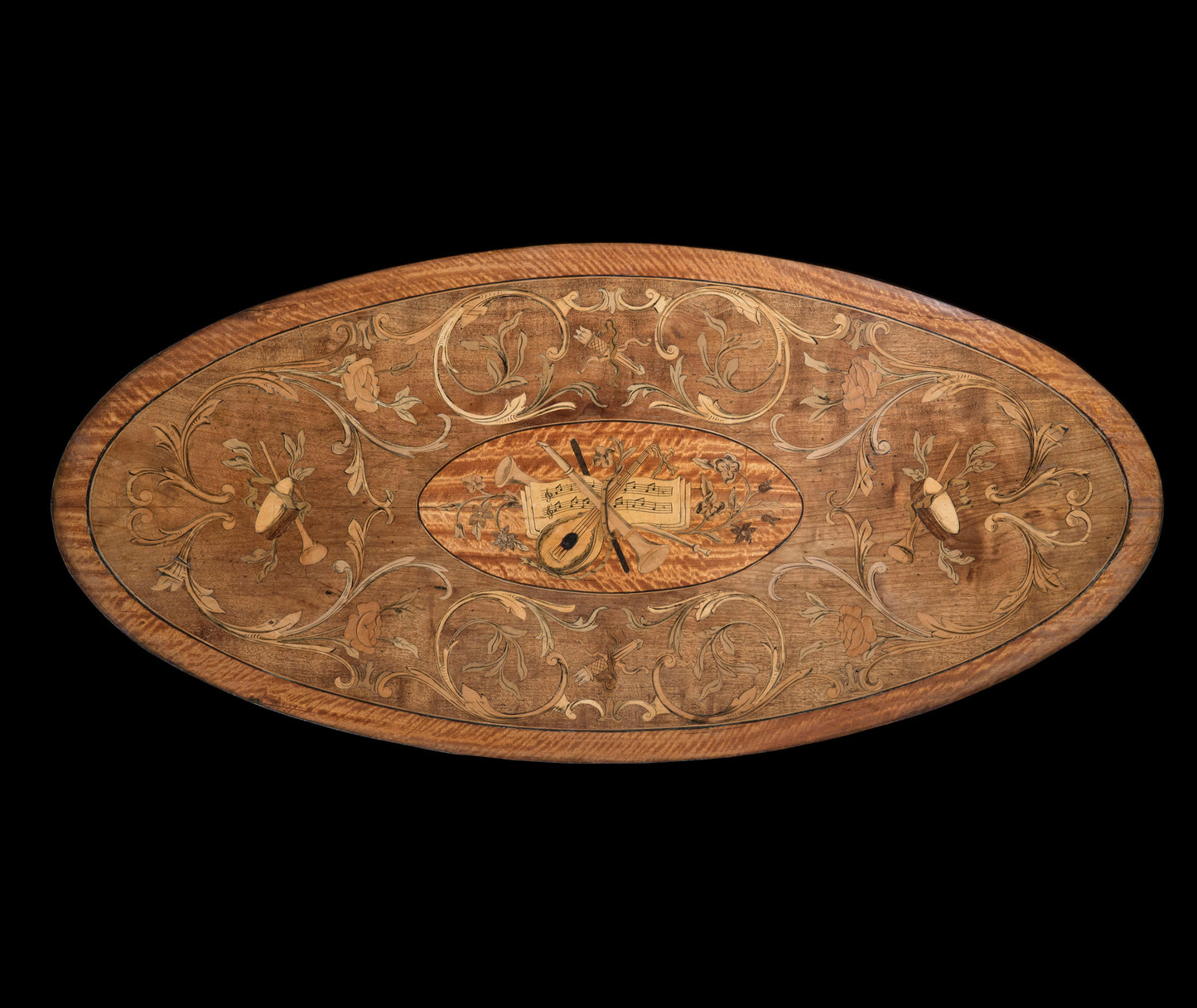 Fine Sheraton Style Oval Coffee Table