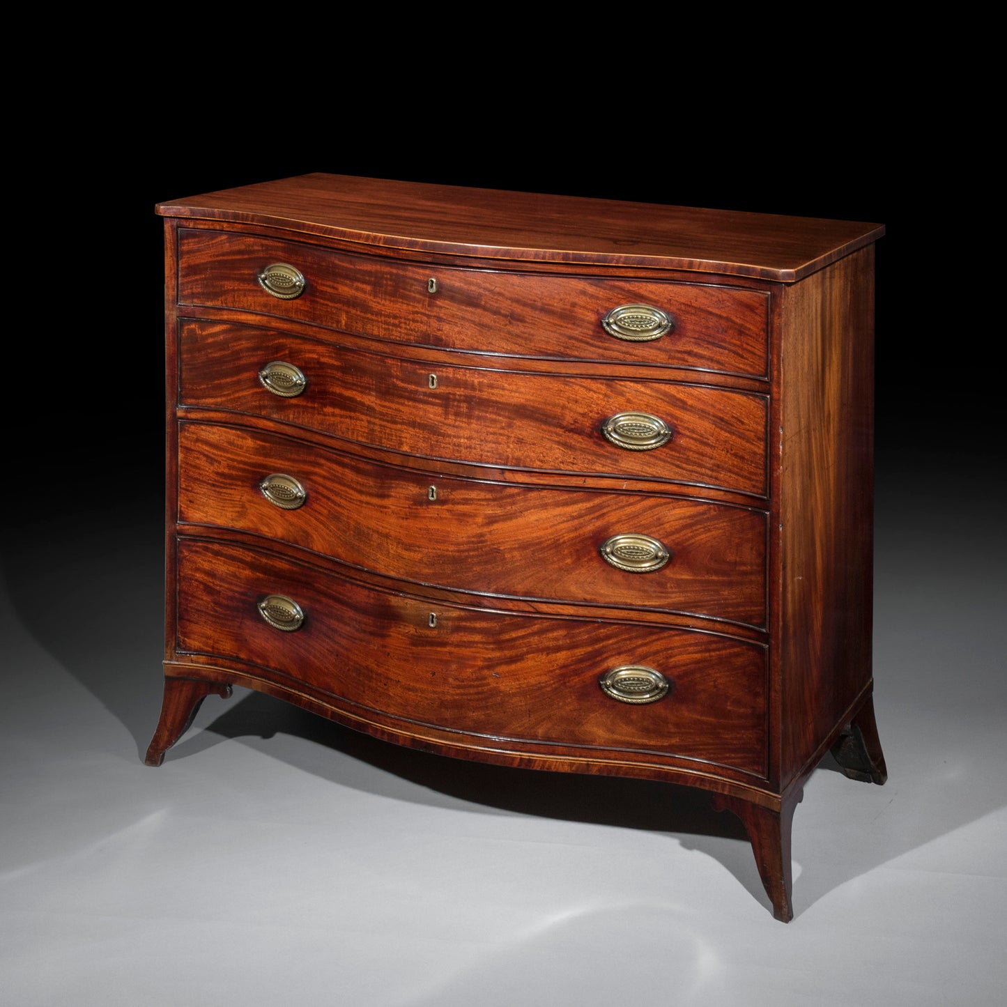 Fine George III Serpentine Chest of Drawers