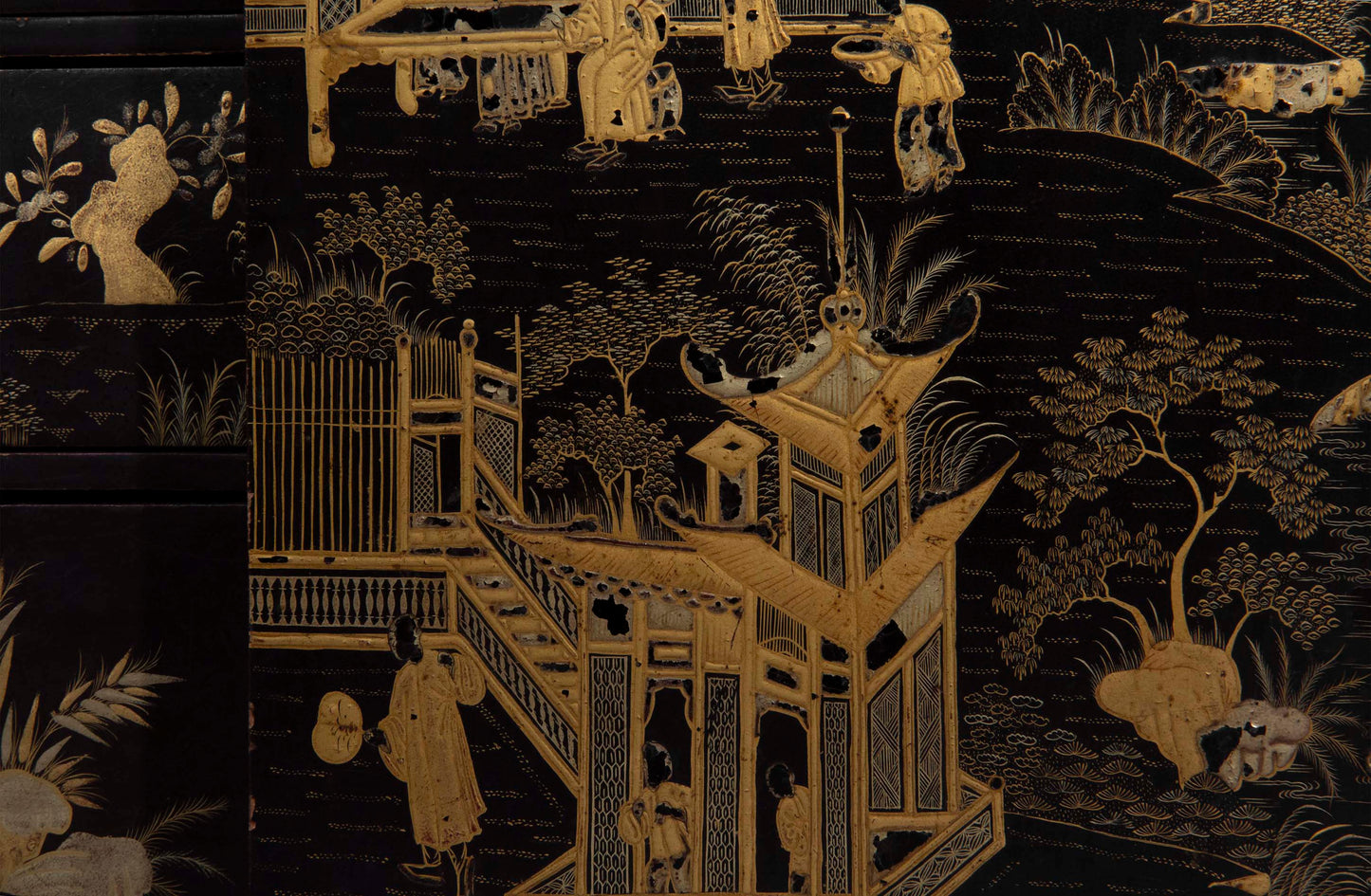 19th Century Chinoiserie Black Lacquer Table Cabinet