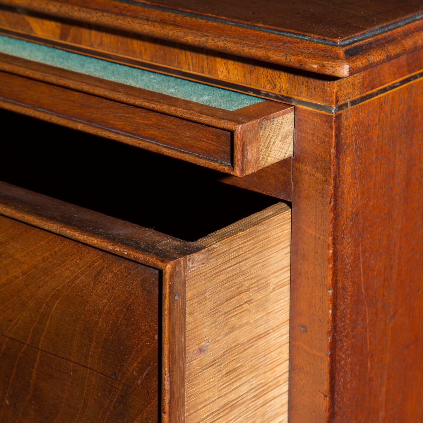 Fine George III Chest of Drawers, attributed to Thomas Chippendale Junior