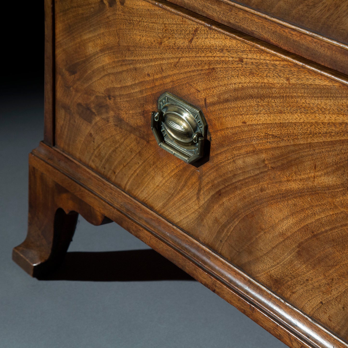 Fine George III Chest of Drawers, attributed to Thomas Chippendale Junior