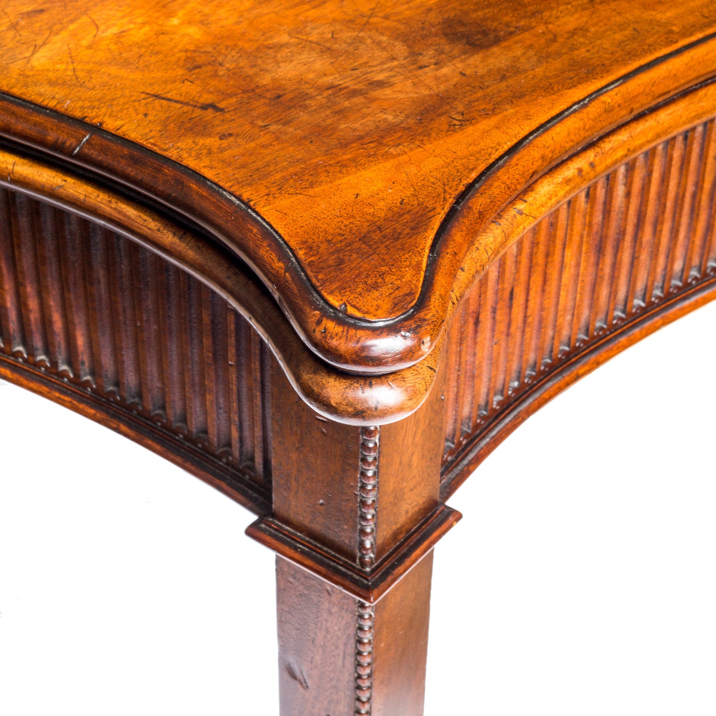 Fine George III Hepplewhite Mahogany Tea Table