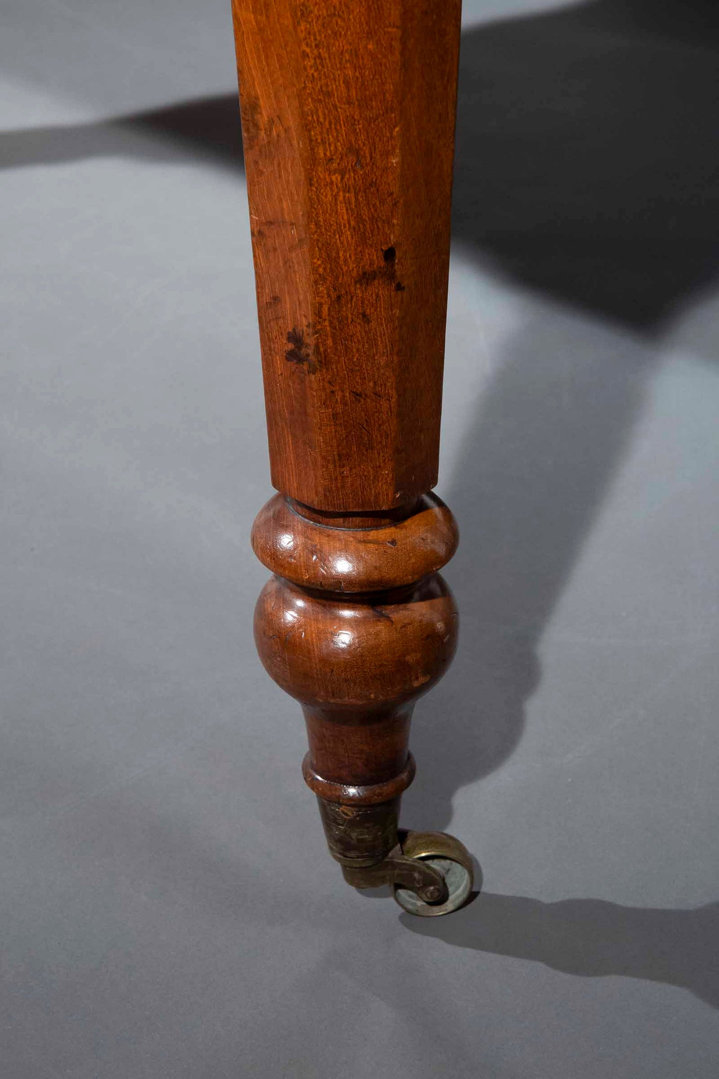 Regency Dining Table, Extending to Accommodate 10 People