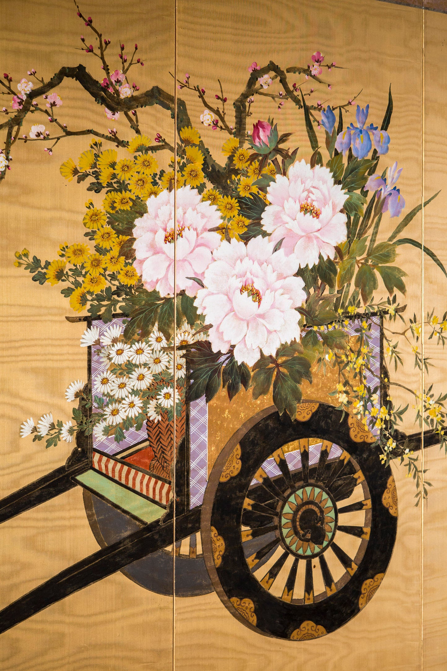 Fine Japanese Gilded and Painted Silk Screen