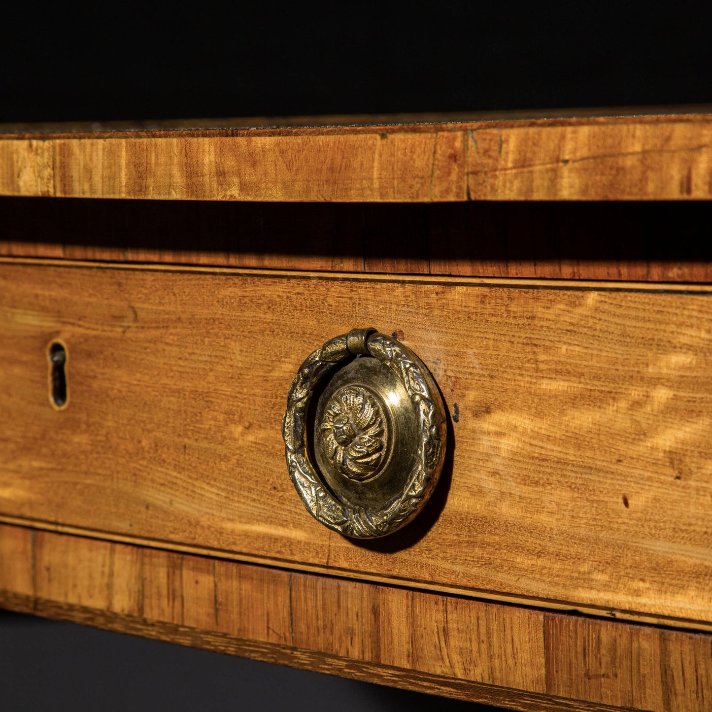 Fine George III Satinwood Pembroke Table
