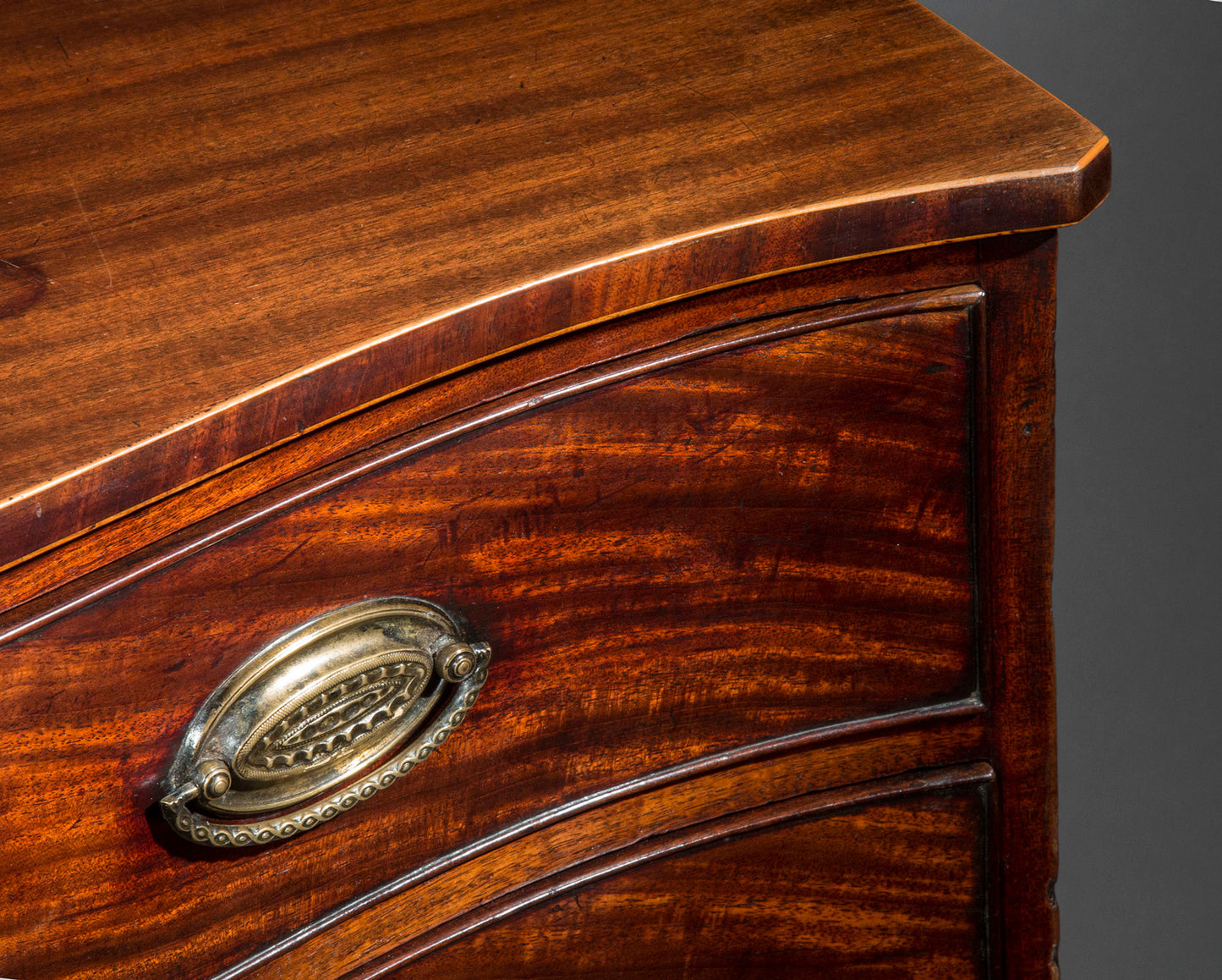 Fine George III Serpentine Chest of Drawers