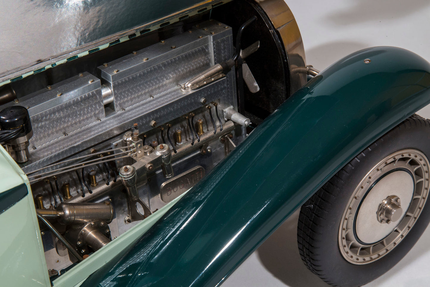 Stunning 1/8 Scale Model 1932 Bugatti Type 41 Royale Esders Roadster