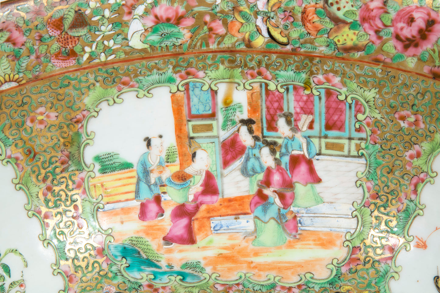 19th Century Chinese Qing Porcelain Bowl