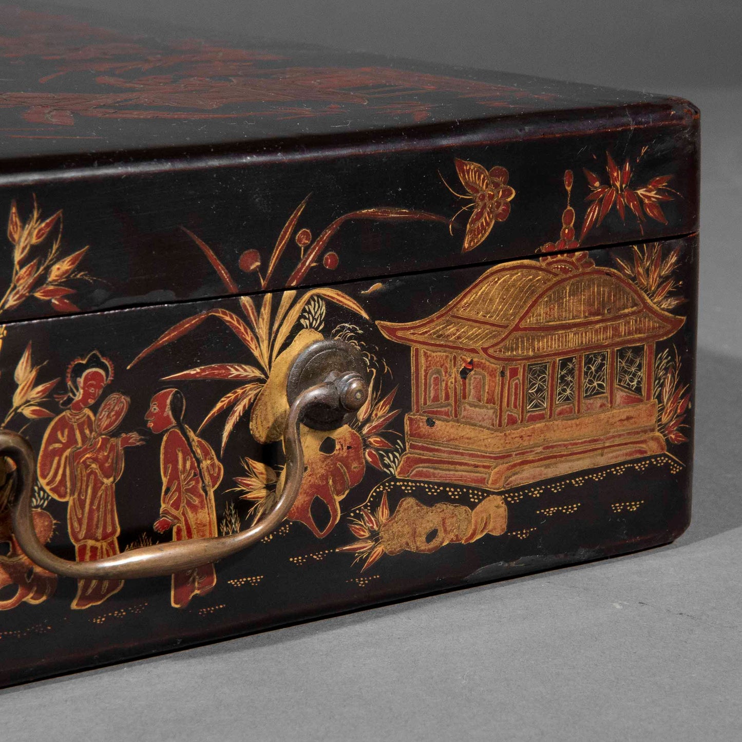 Large 19th Century Chinoiserie Lacquer Box