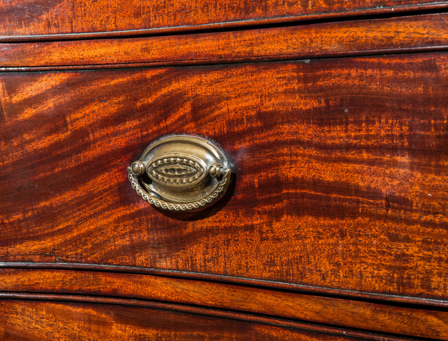 Fine George III Serpentine Chest of Drawers