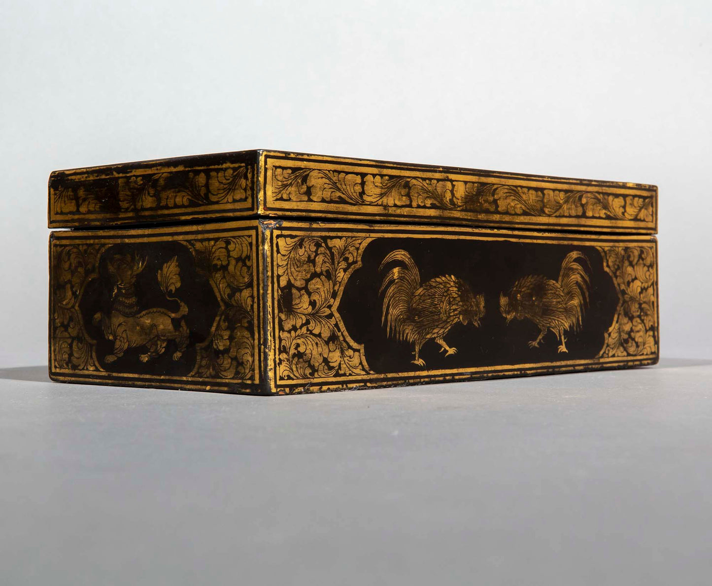 Unusual Chinese Export Lacquer Box Decorated with Cockerels