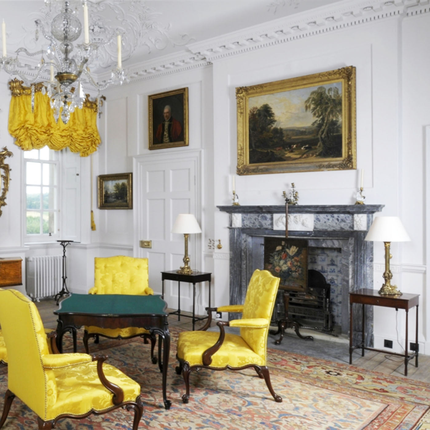 George III Chippendale Spider Leg Table