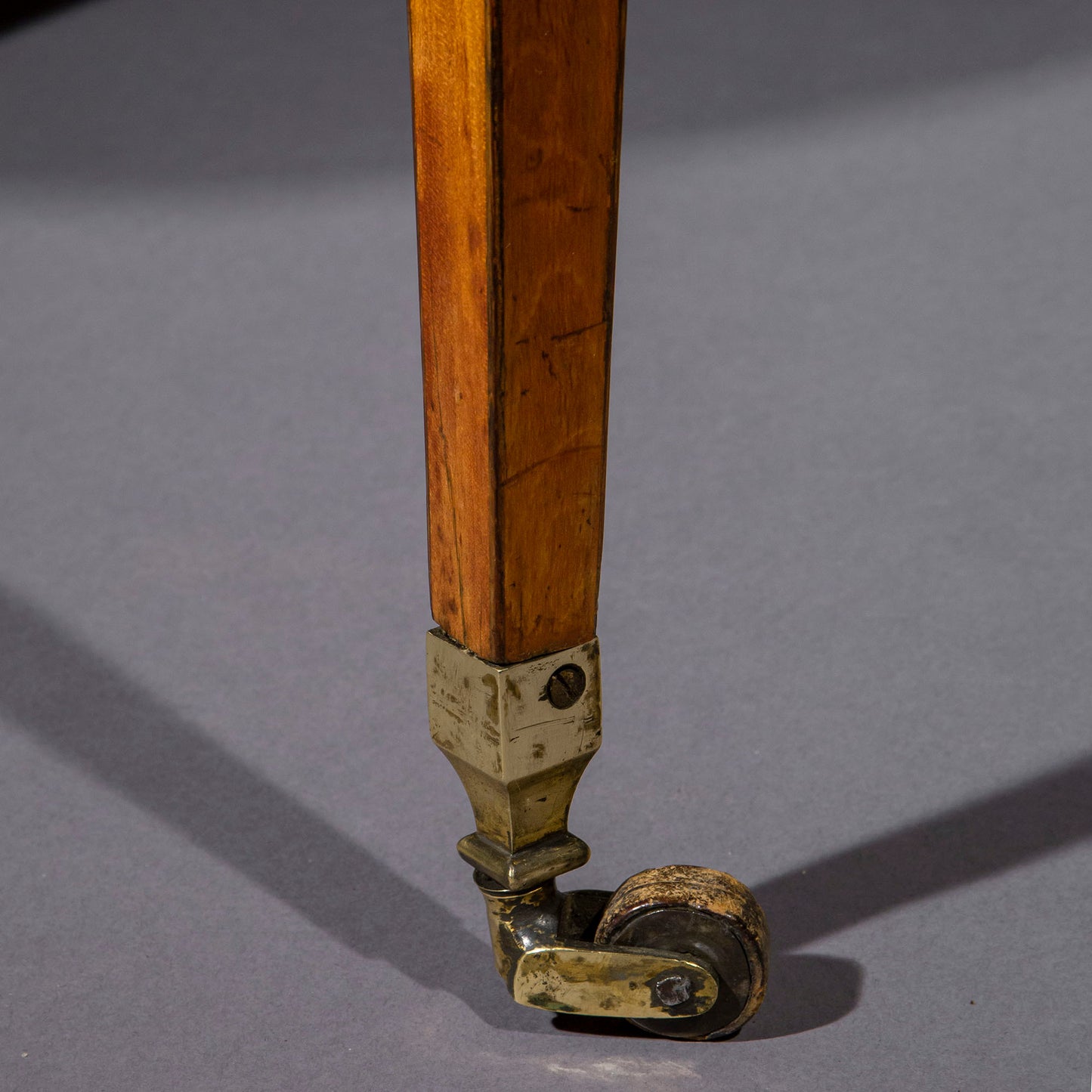 Fine George III Satinwood Pembroke Table
