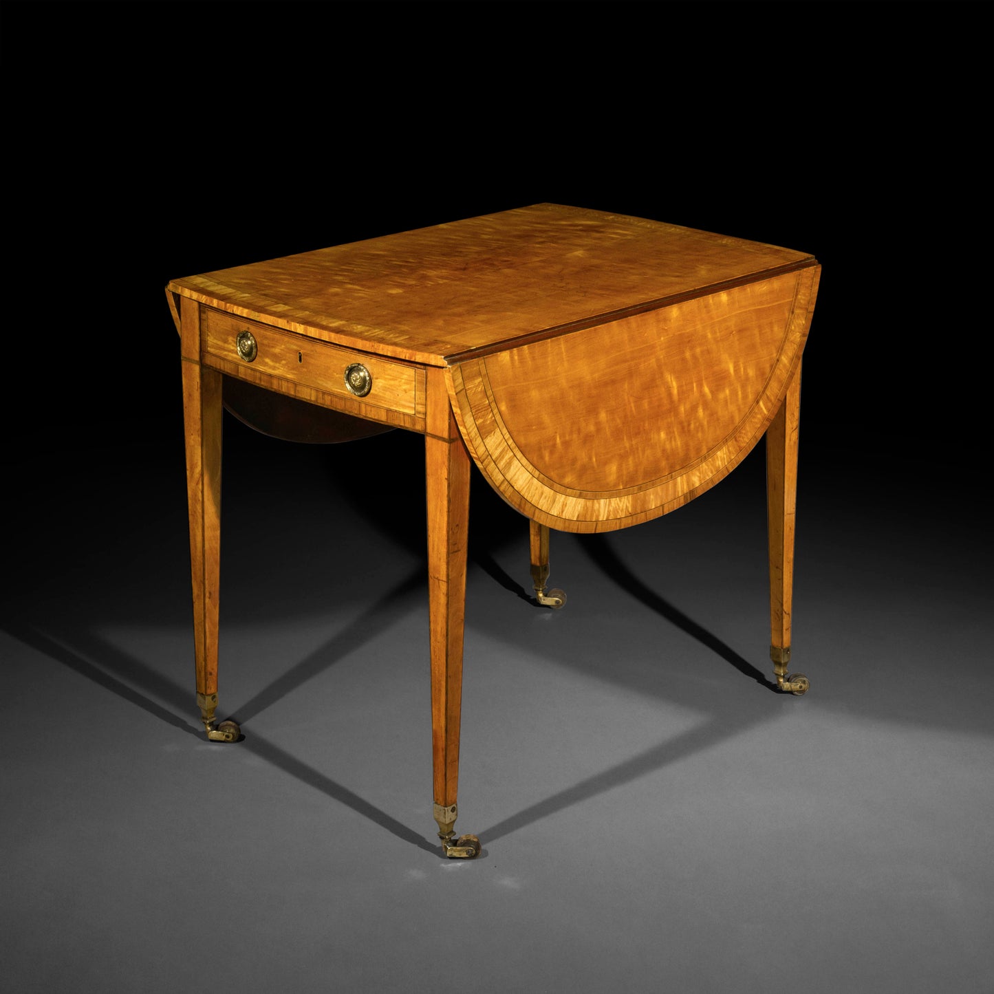 Fine George III Satinwood Pembroke Table