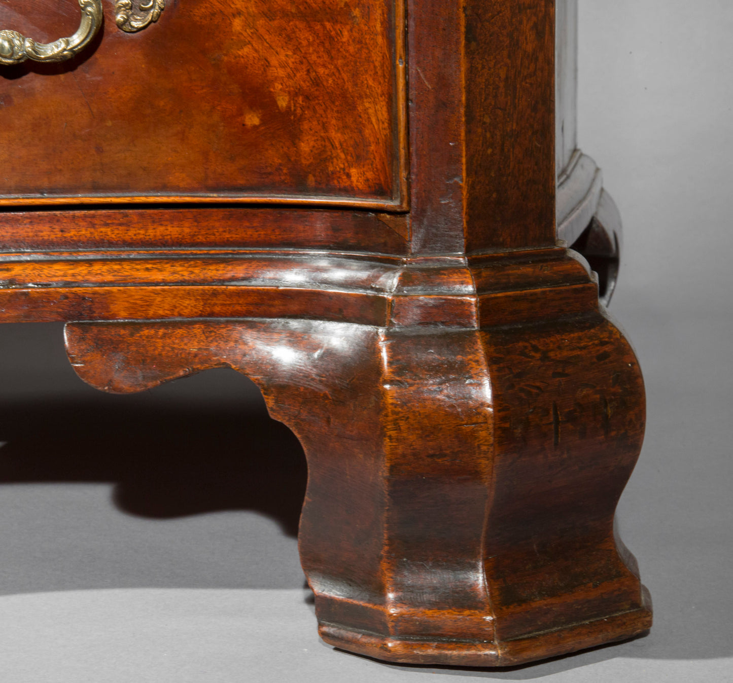 George III Serpentine Kneehole Desk or Chest of Drawers