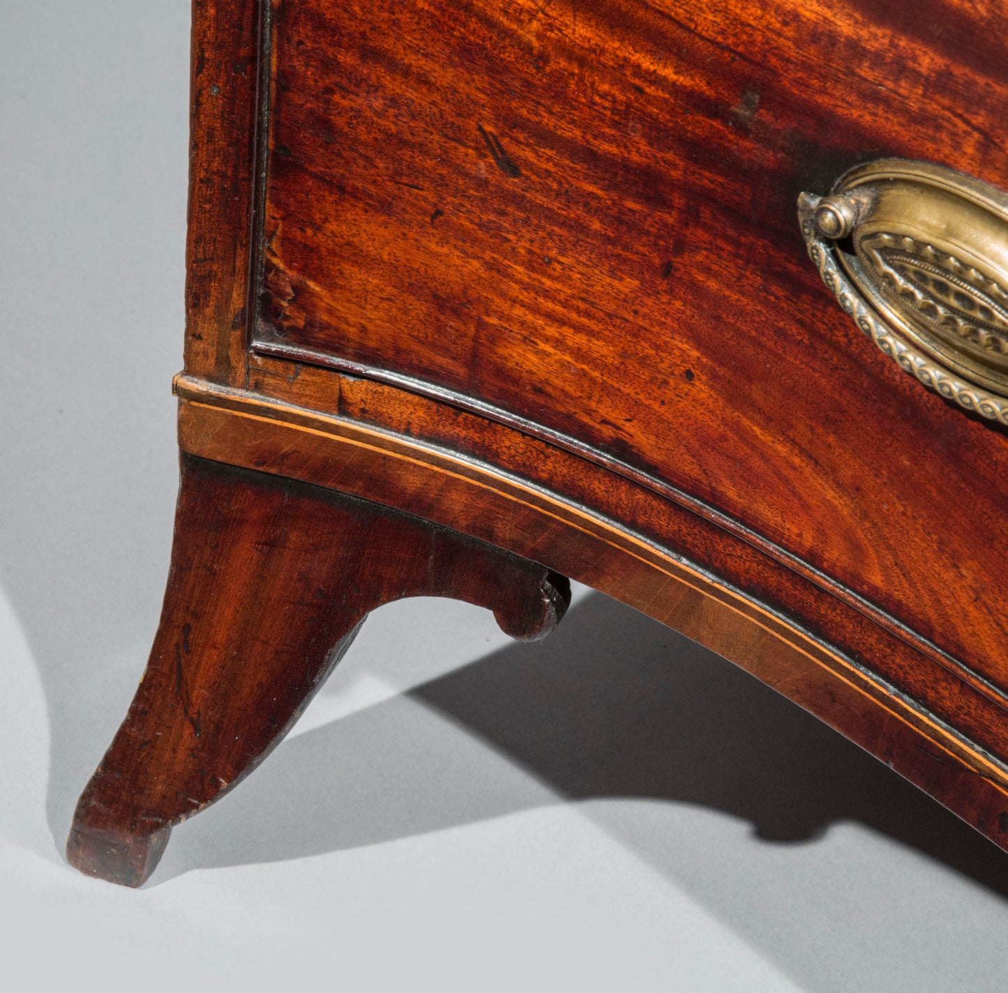 Fine George III Serpentine Chest of Drawers
