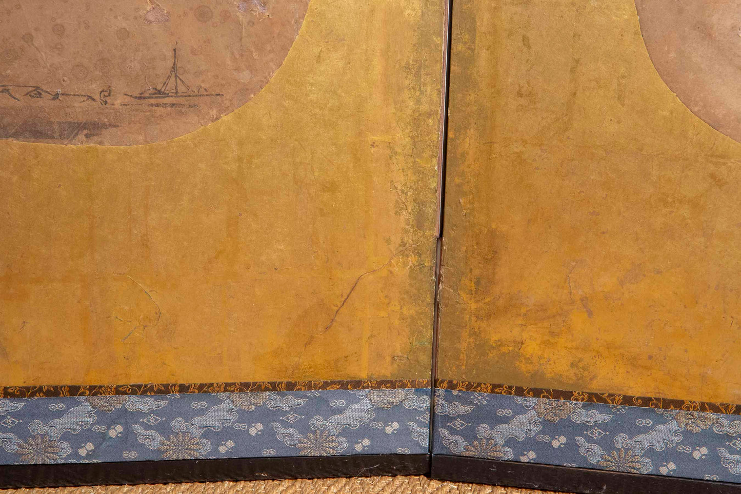 Very Large Chinese 18th Century Gold-Leaf Screen