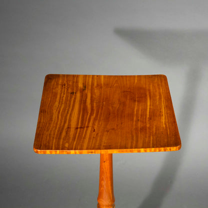 Fine 18th Century Satinwood Tripod Table
