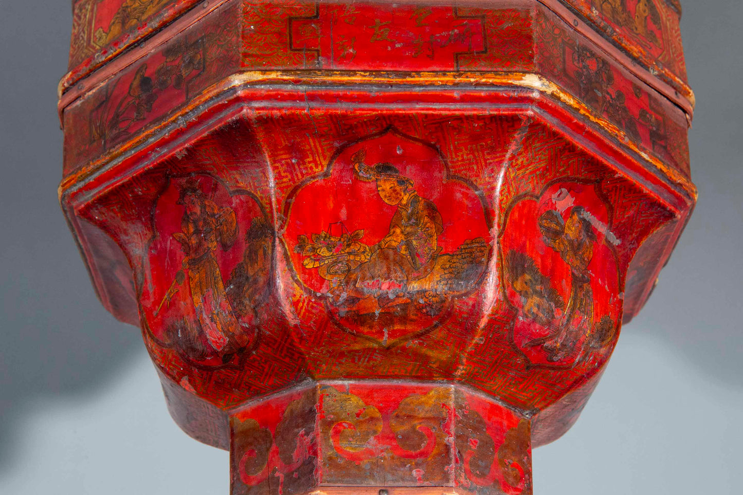 Rare 18th Century Red Lacquer Presentation Box