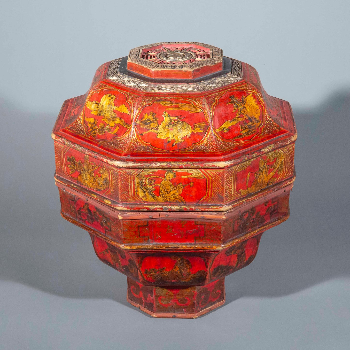 Rare 18th Century Red Lacquer Presentation Box