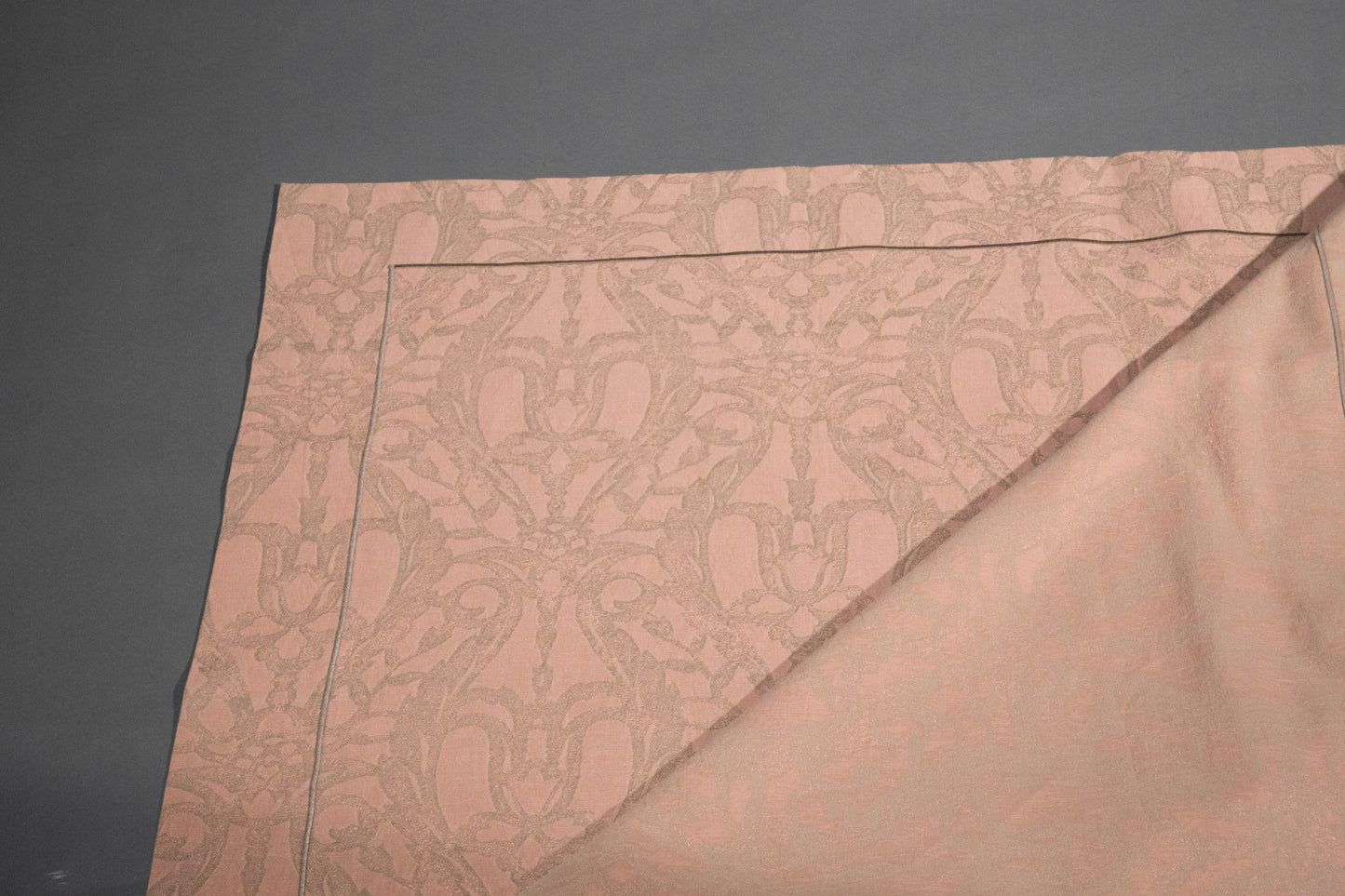 Galatina Rosé Damask Tablecloth