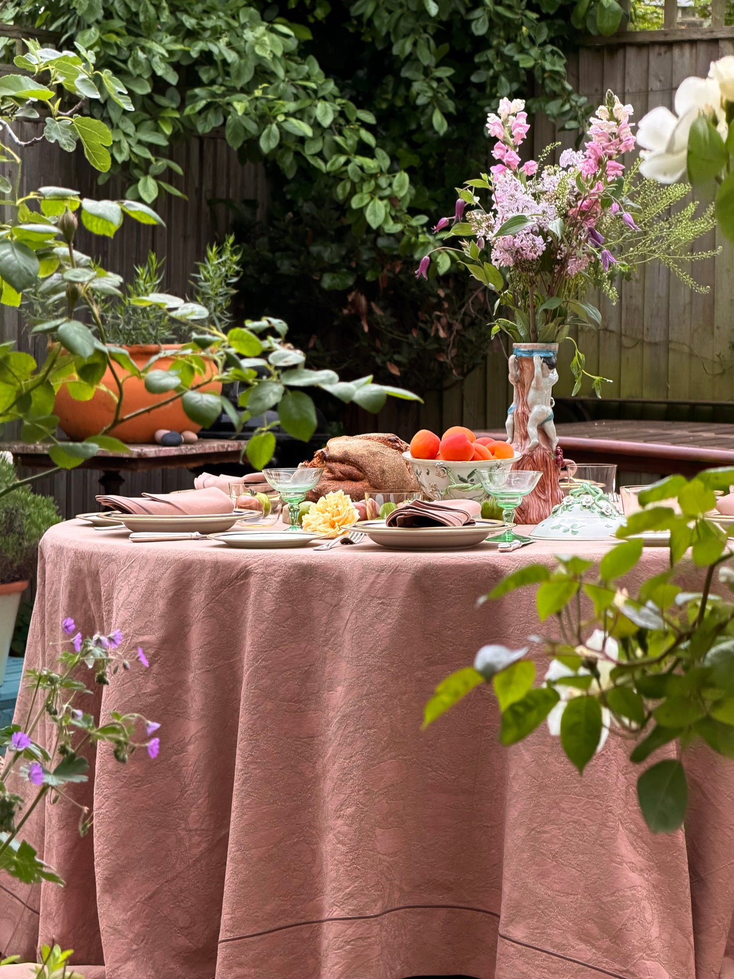 Galatina Rosé Damask Tablecloth