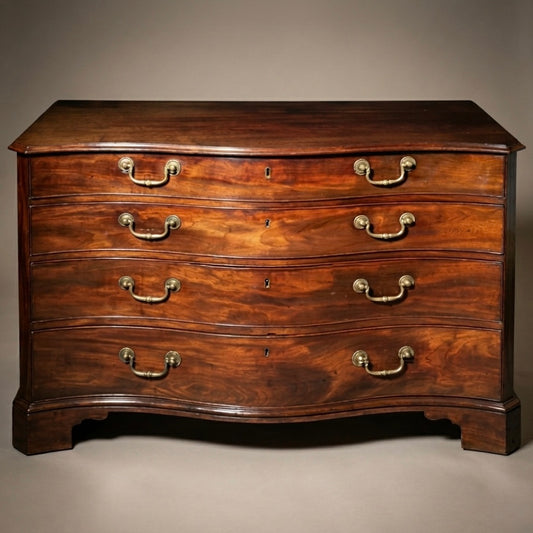 Thomas Chippendale: 18th Century Serpentine Chest of Drawers