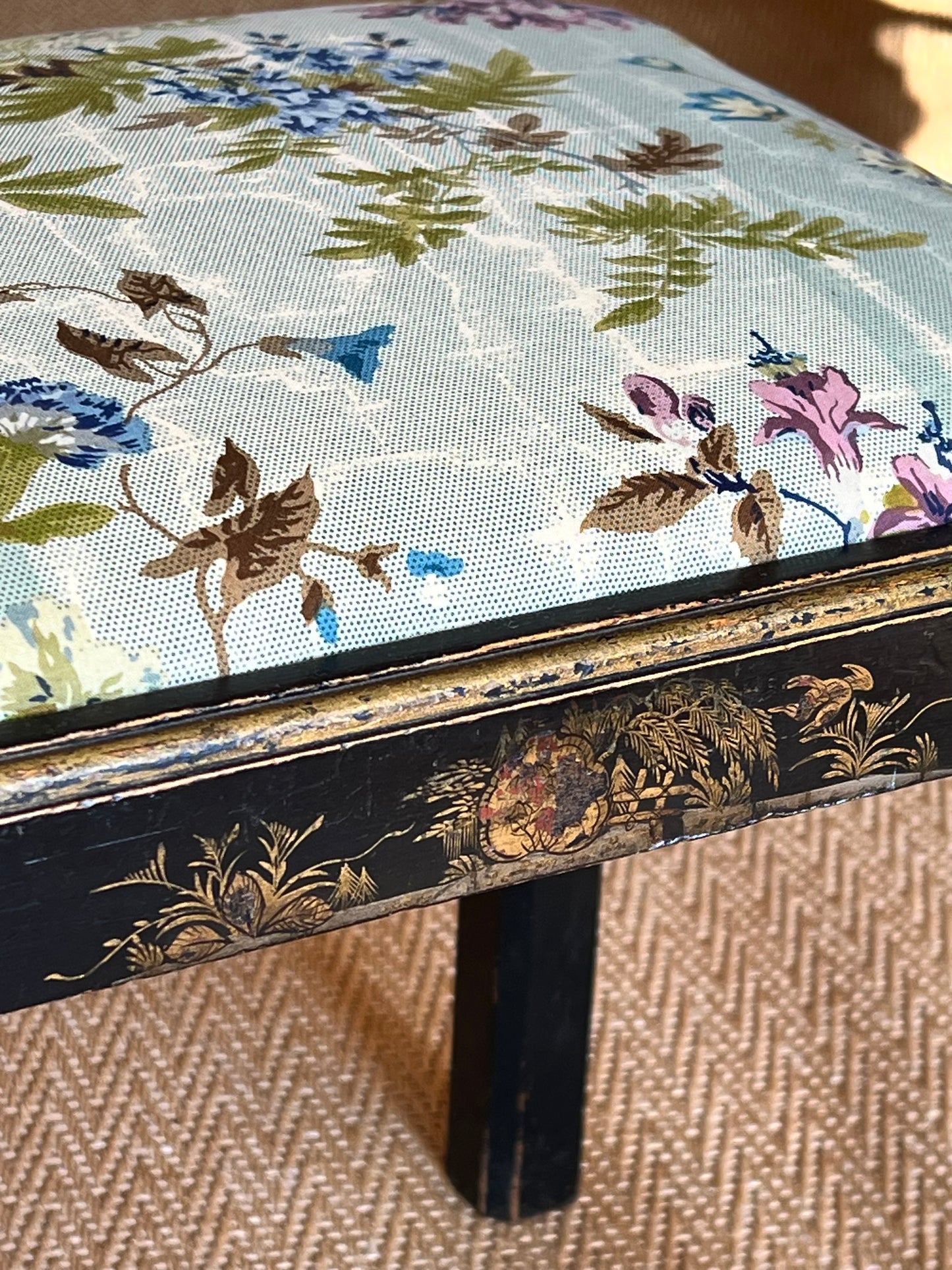 Early 20th Century Black Lacquer Chinoiserie Stool