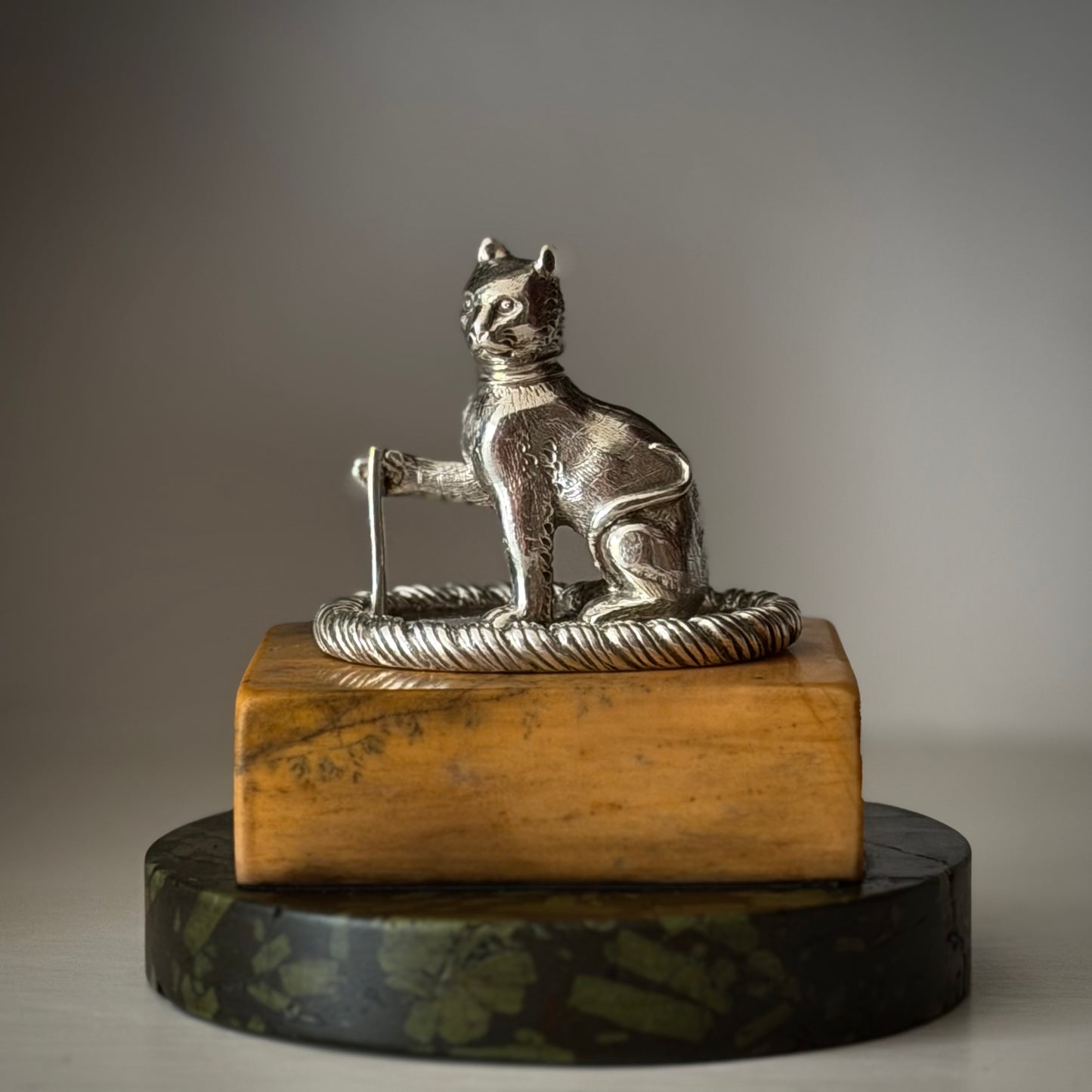 Keane Baronets: Sterling Silver Armorial Crest Finial by Benjamin Smith II
