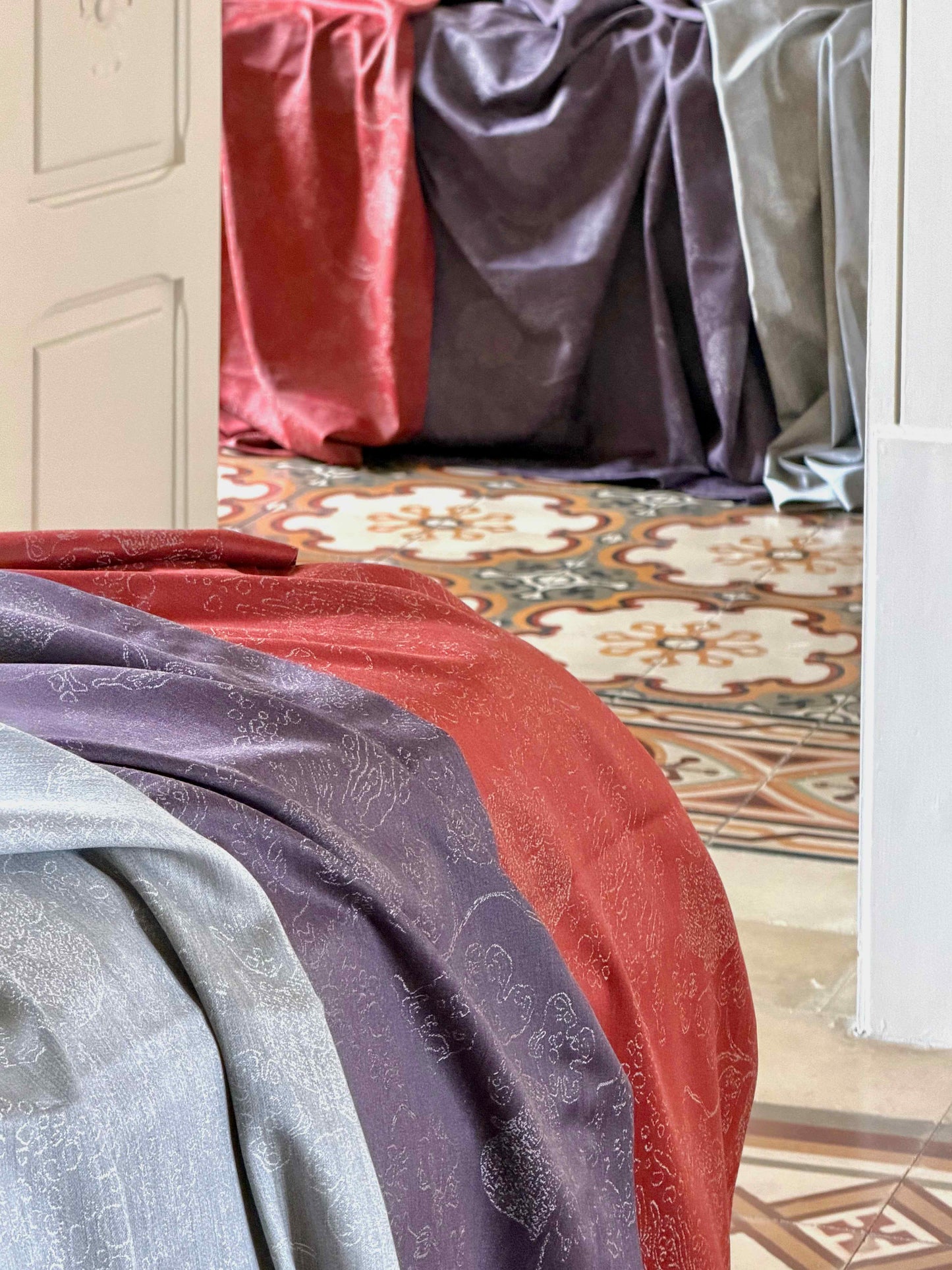 Melograno Throw