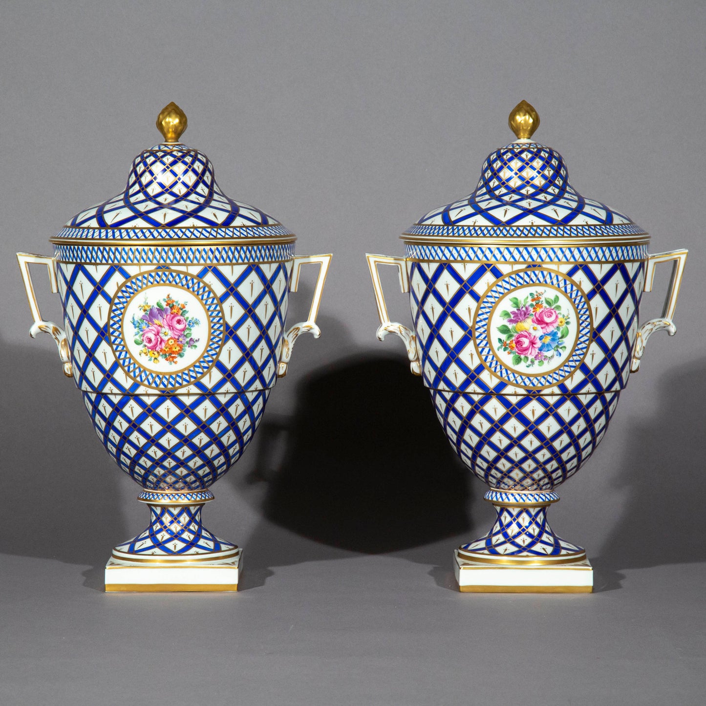 Pair of Neoclassical Hand-Painted Porcelain Vases or Urns