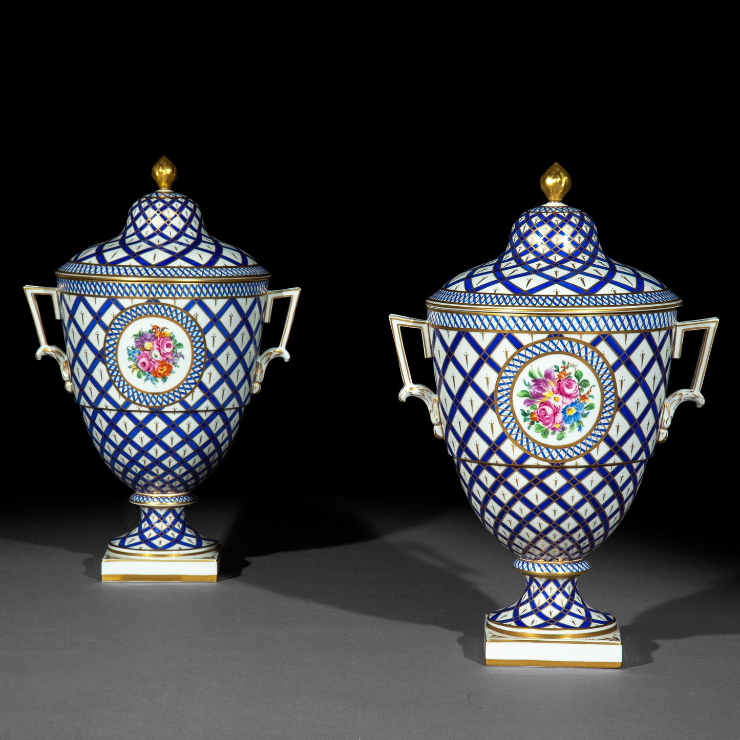 Pair of Neoclassical Hand-Painted Porcelain Vases or Urns