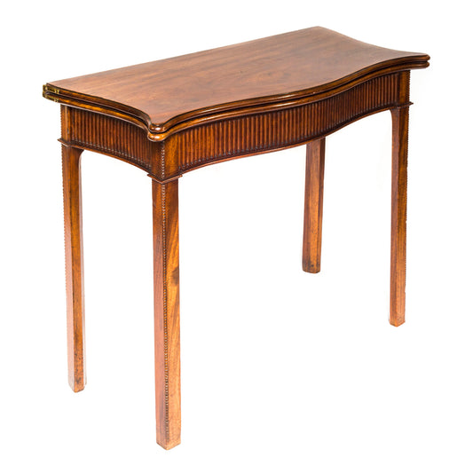 Fine George III Hepplewhite Mahogany Tea Table