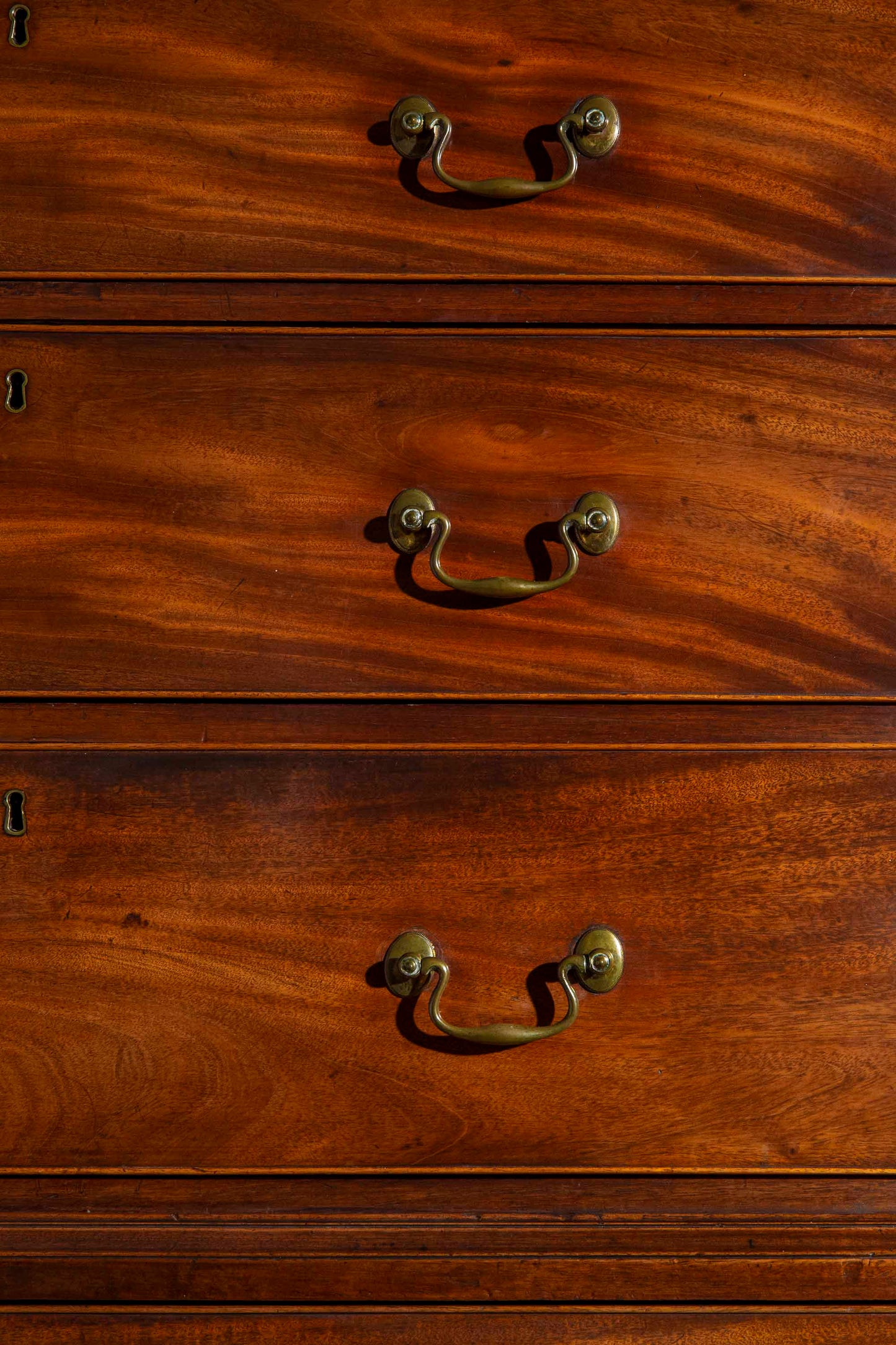 Fine Georgian Chippendale Chest on Chest
