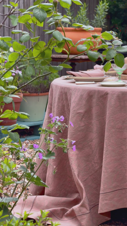 Galatina Rosé Damask Tablecloth